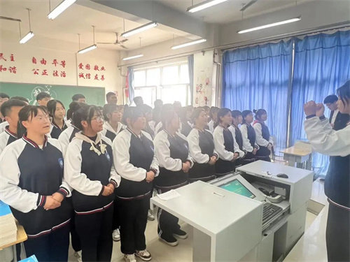 丰润职教中心医学幼教部成功举办“在歌声中成长”班级大合唱活动